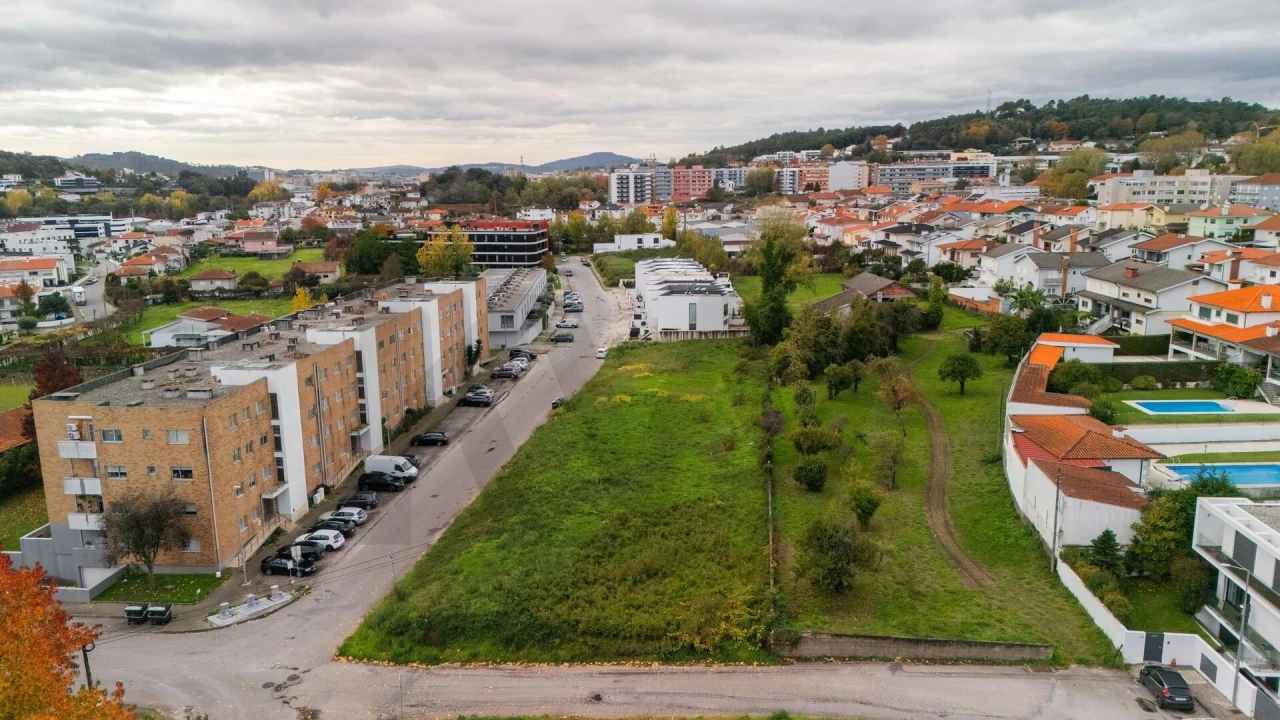 Terreno para Venda em Gualtar Foto 33