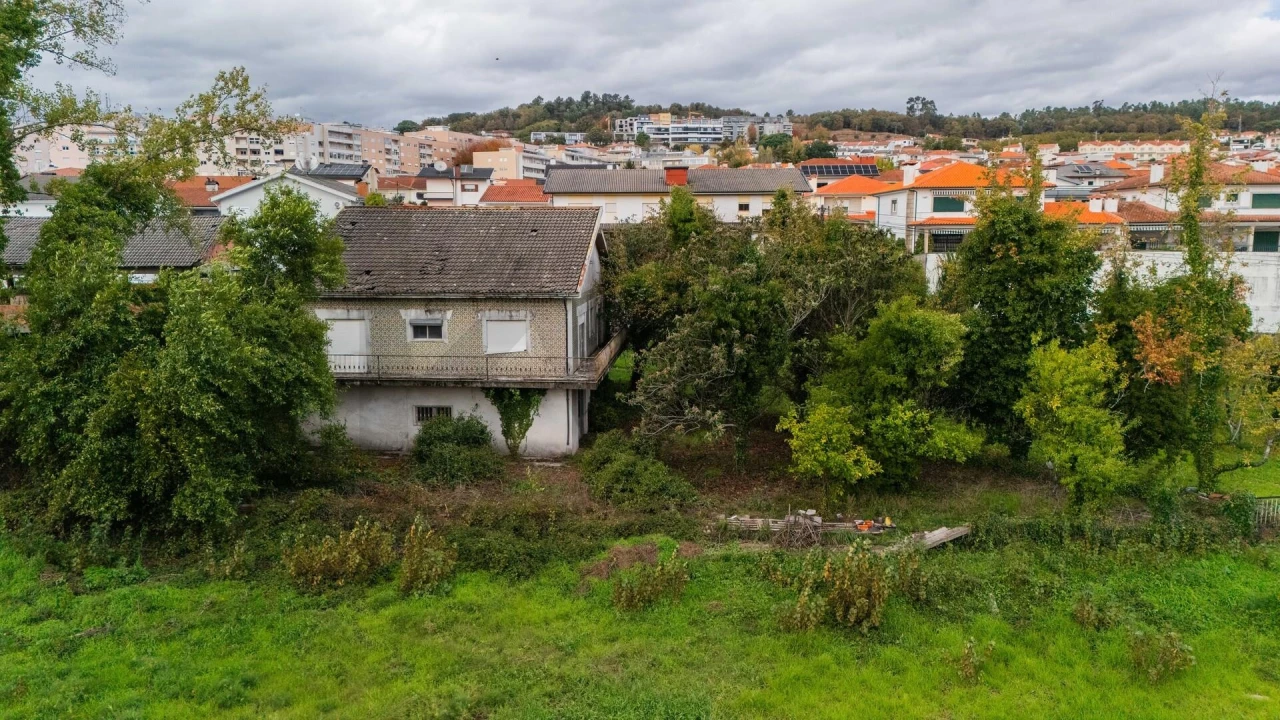 Terreno para Venda em Gualtar Foto 39