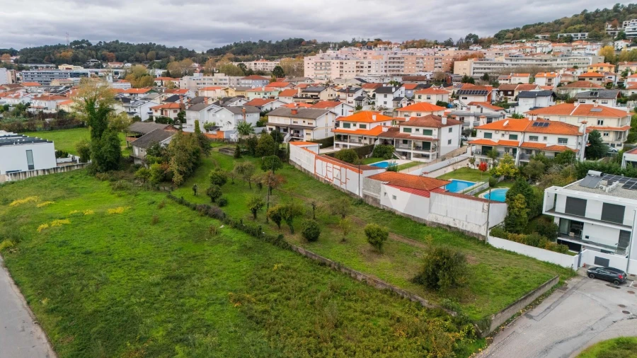 Terreno para Venda em Gualtar Foto 31