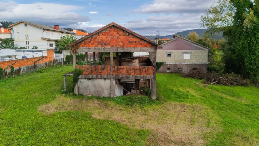 Terreno para Venda em Gualtar Foto 22