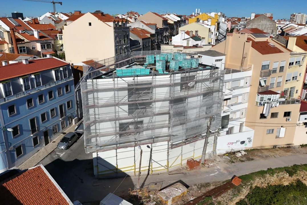 Apartamento T2 para Venda em Penha de França Foto 2