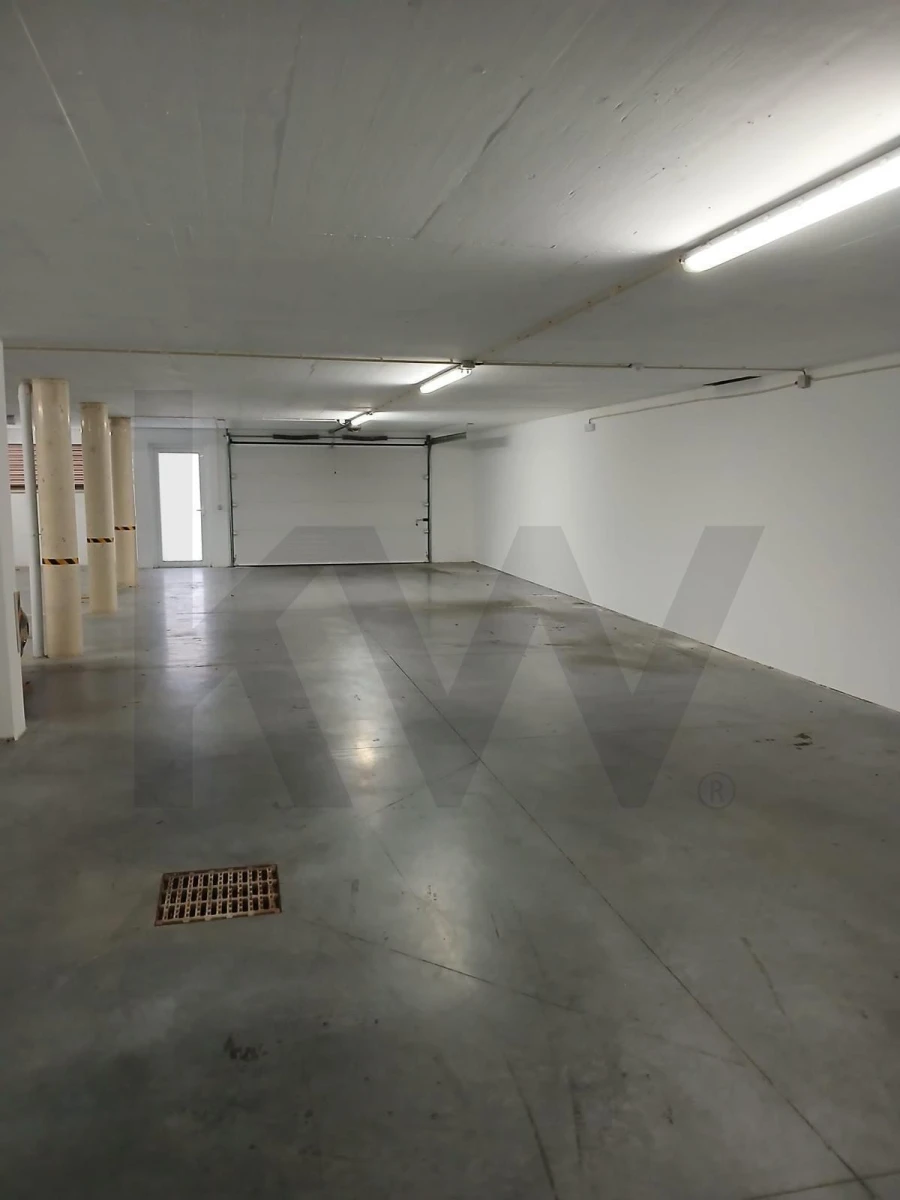 Apartamento T4 para Venda em Cadaval e Pêro Moniz Foto 17