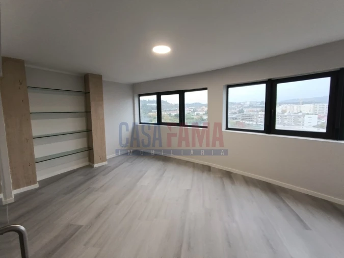 Apartamento T3 para Venda em São Vicente (Braga) Foto 11