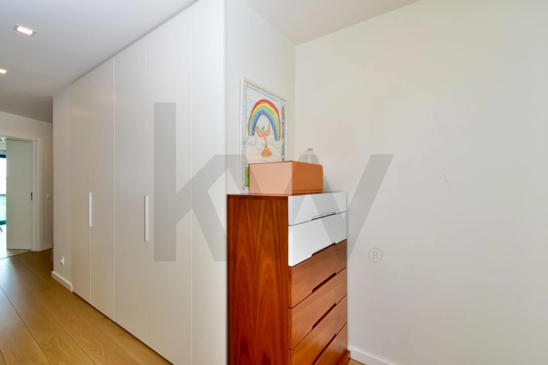 Apartamento T2 para Venda em Carcavelos e Parede Foto 18