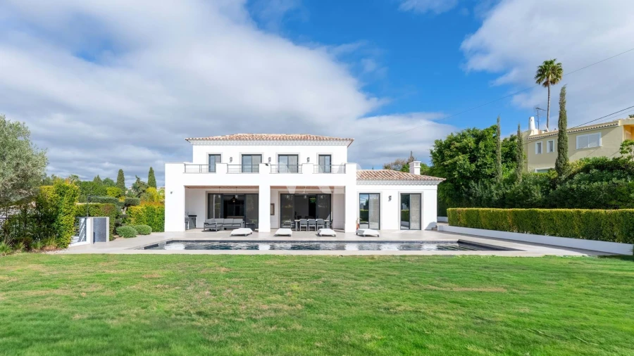 Moradia T4 para Venda em Almancil Foto 6