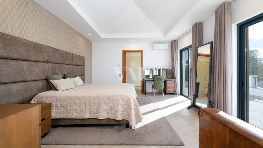 Moradia T4 para Venda em Almancil Foto 22