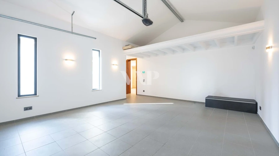 Moradia T4 para Venda em Almancil Foto 33