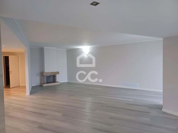 Apartamento T3 para Venda em Braga (Maximinos, Sé e Cividade) Foto 31