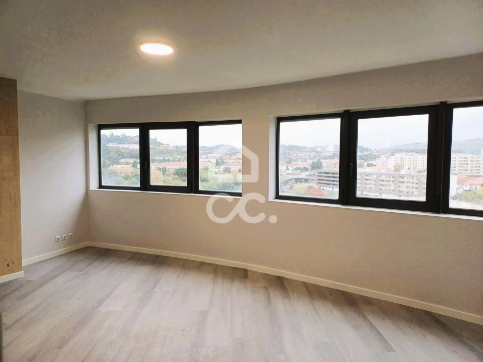 Apartamento T3 para Venda em Braga (Maximinos, Sé e Cividade) Foto 24