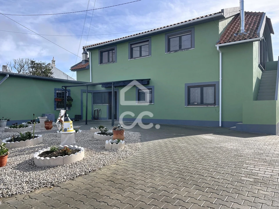 Moradia T3 para Venda em Peral Foto 2