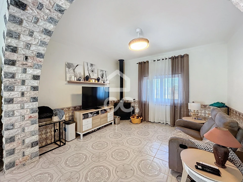 Moradia T3 para Venda em Peral Foto 18