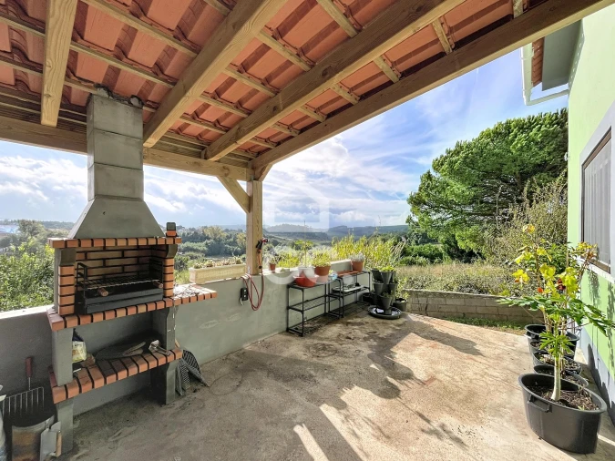 Moradia T3 para Venda em Peral Foto 38