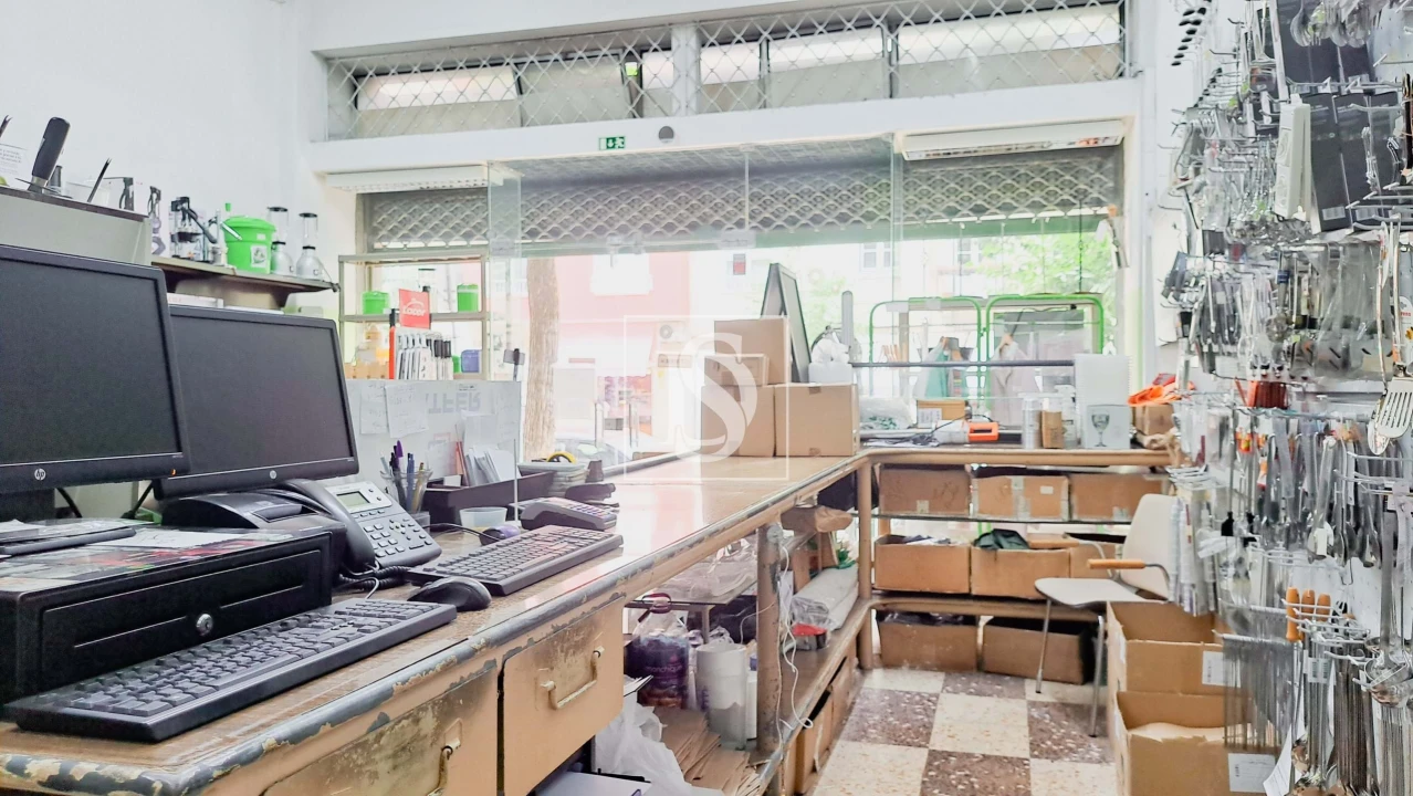 Negócio para Venda em Santo António Foto 5