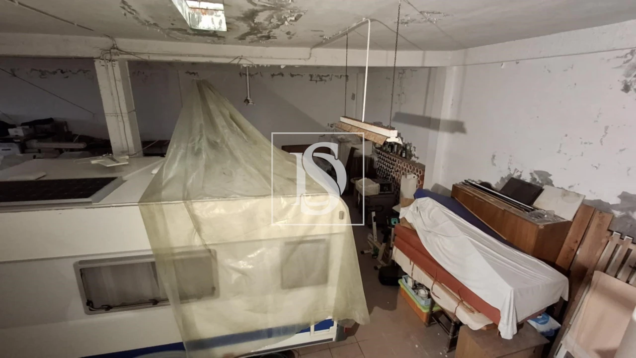 Prédio para Venda em Buarcos Foto 11