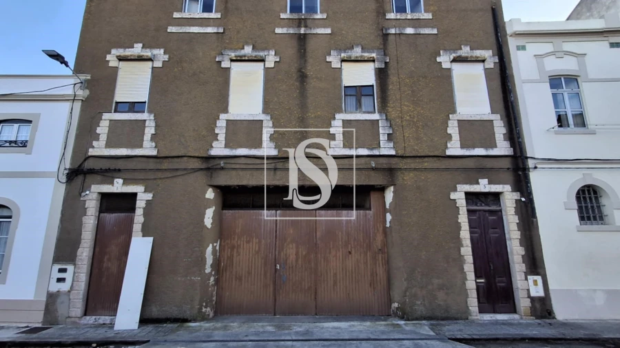 Prédio para Venda em Buarcos Foto 79