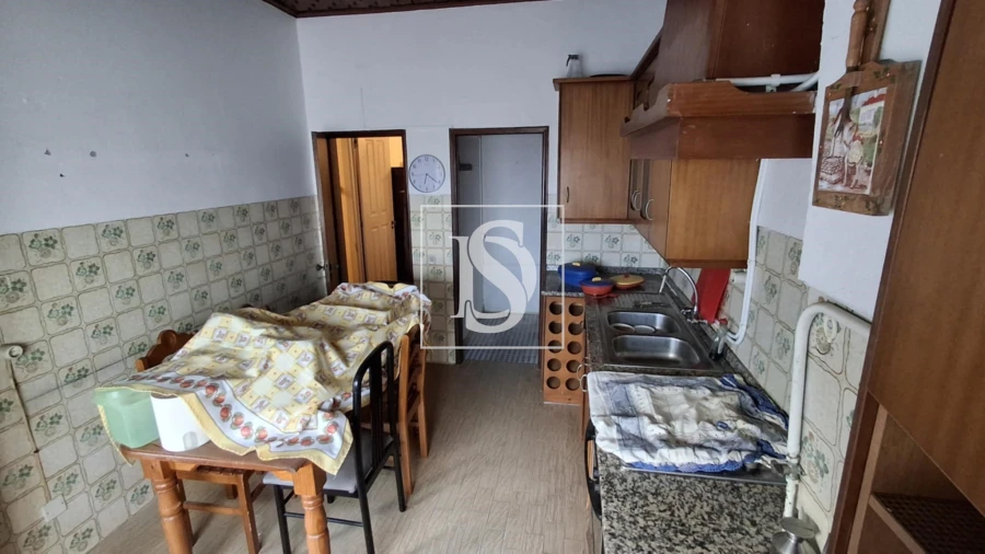 Prédio para Venda em Buarcos Foto 40