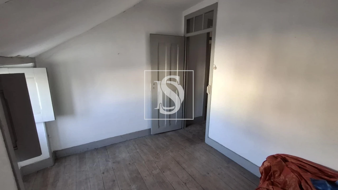 Prédio para Venda em Buarcos Foto 63