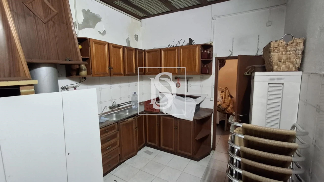 Prédio para Venda em Buarcos Foto 8