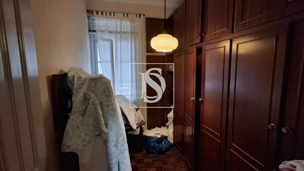 Prédio para Venda em Buarcos Foto 35