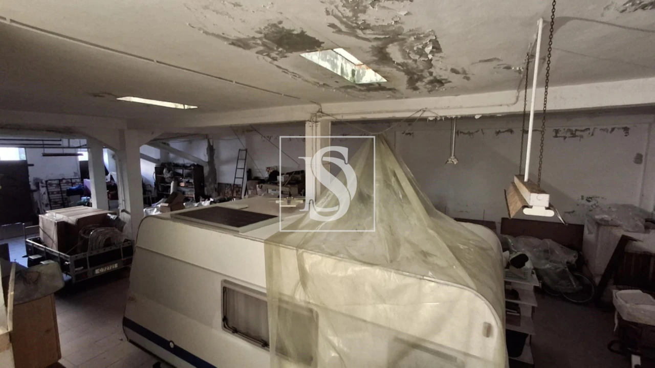 Prédio para Venda em Buarcos Foto 10