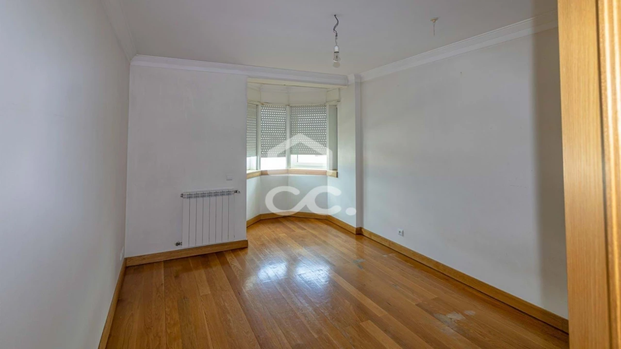 Apartamento T3 para Arrendamento em Leiria, Pousos, Barreira e Cortes Foto 11