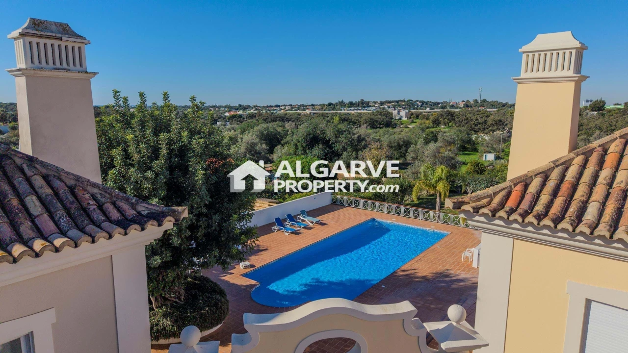 Moradia T3 para Venda em Almancil Foto 19