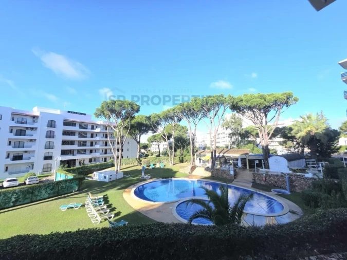 Apartamento T2 para Venda em Quarteira Foto 17