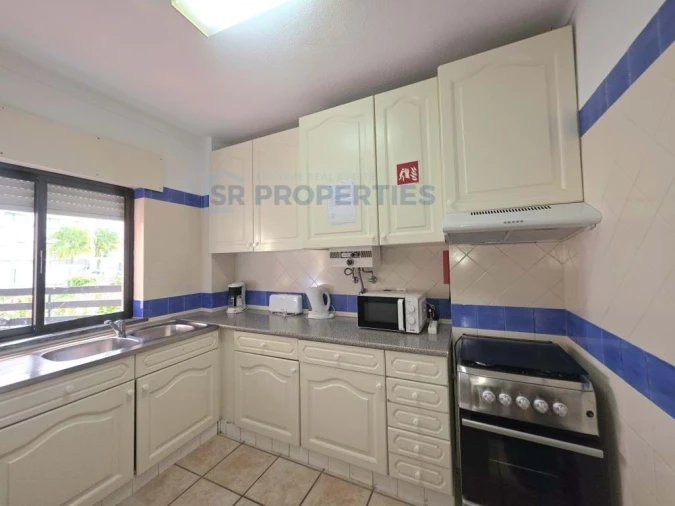Apartamento T2 para Venda em Quarteira Foto 6