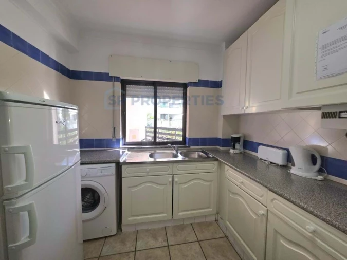 Apartamento T2 para Venda em Quarteira Foto 5