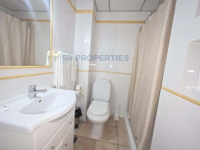 Apartamento T2 para Venda em Quarteira Foto 18