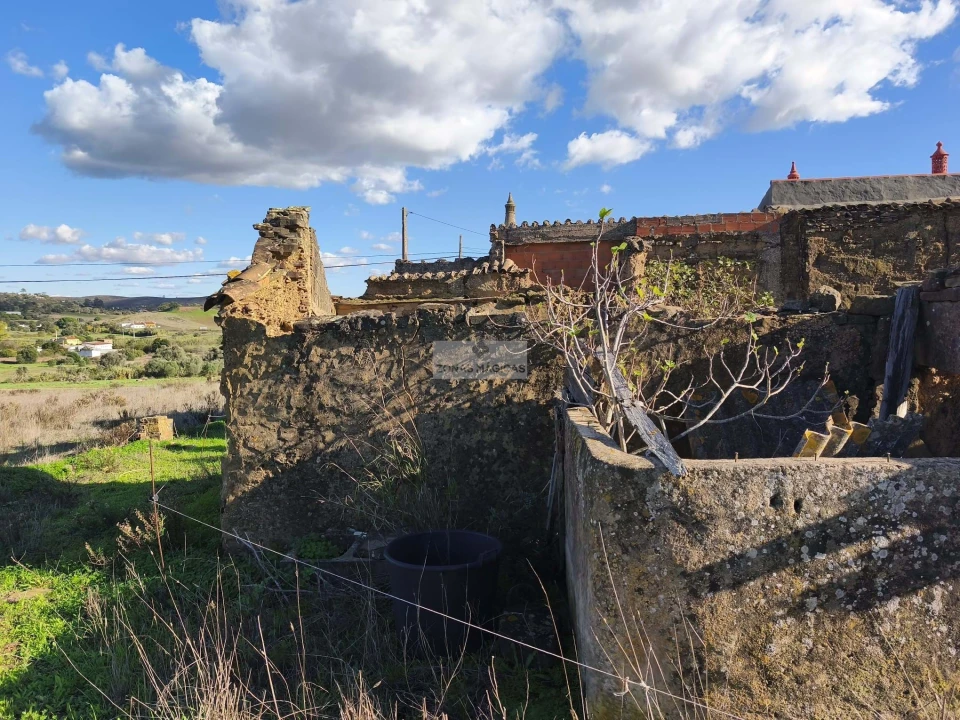 Quinta T4 para Venda em Lagos (São Sebastião e Santa Maria) Foto 20