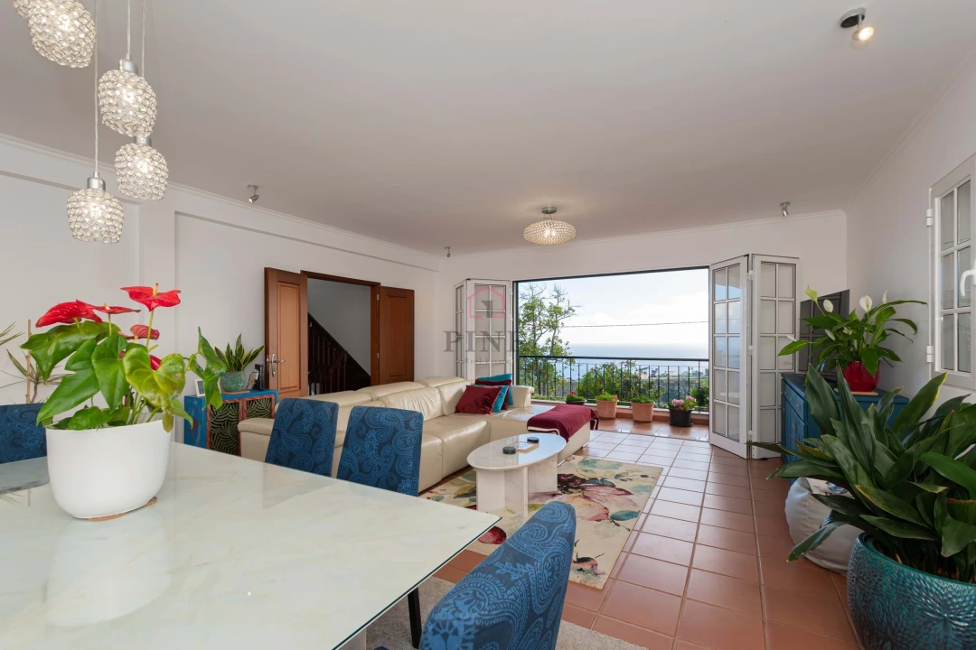 Moradia T4 para Venda em Gaula Foto 5