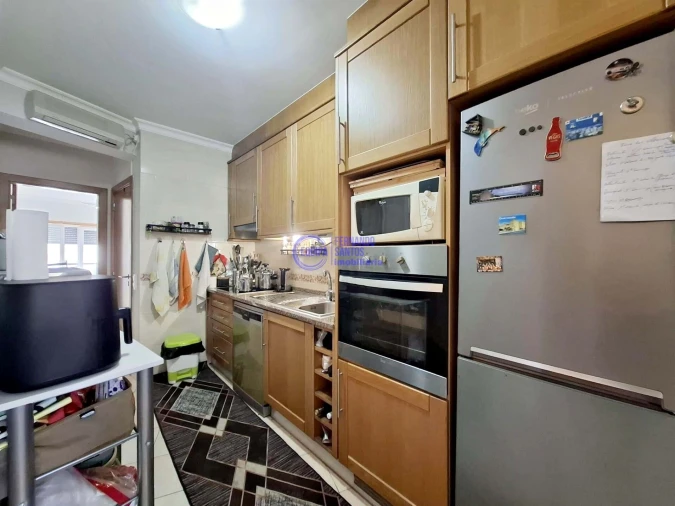 Apartamento T1 para Venda em Armação de Pera Foto 2