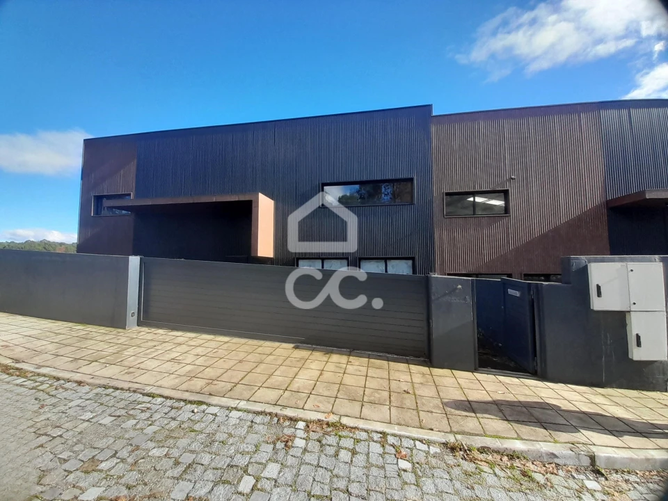 Armazém para Venda em Macieira Foto 6