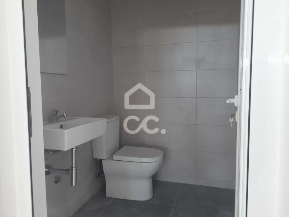 Armazém para Venda em Macieira Foto 9