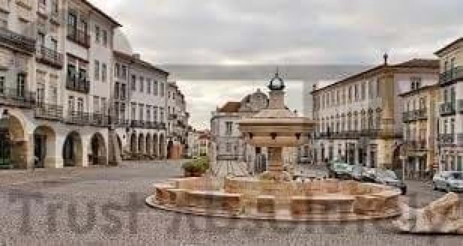 Prédio para Venda em Bacelo e Senhora da Saúde Foto 21