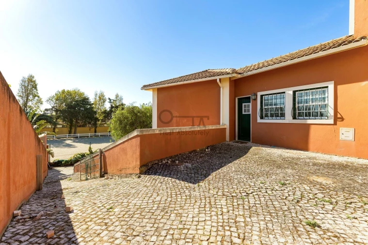 Moradia T5 para Venda em Agualva e Mira-Sintra Foto 5