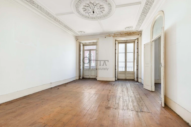 Prédio para Venda em Santa Maria Maior Foto 7