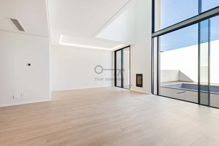 Moradia T4 para Venda em Alcabideche Foto 4