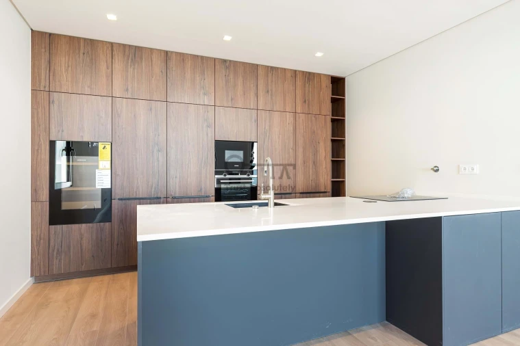 Moradia T4 para Venda em Alcabideche Foto 10