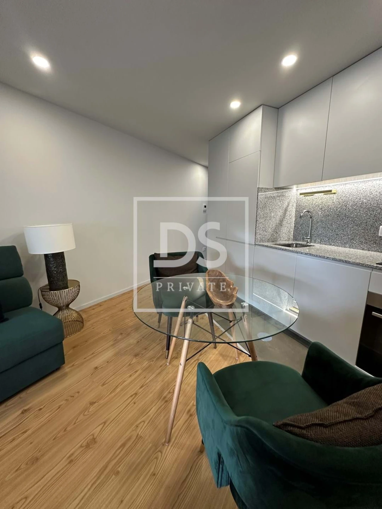 Apartamento para Venda em Santa Marinha e São Pedro da Afurada Foto 4