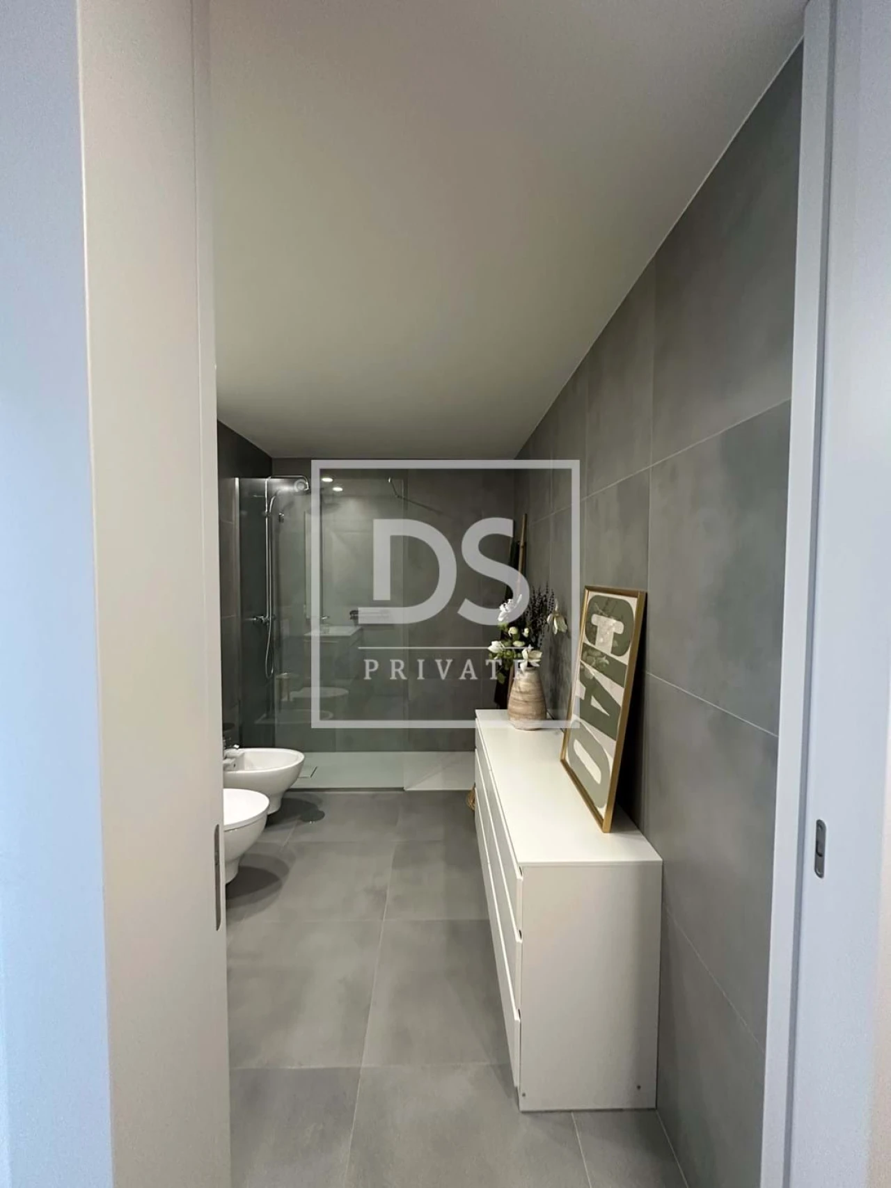 Apartamento para Venda em Santa Marinha e São Pedro da Afurada Foto 8