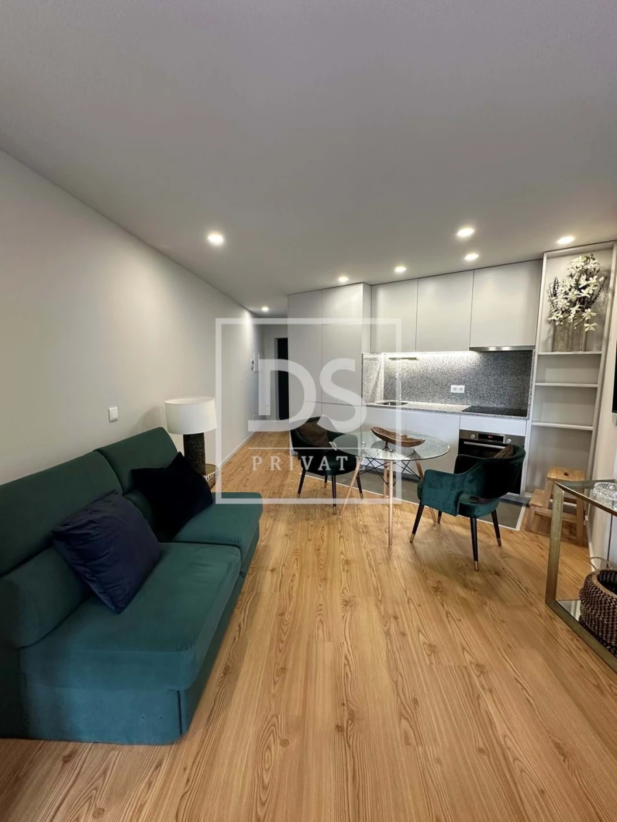 Apartamento para Venda em Santa Marinha e São Pedro da Afurada Foto 3