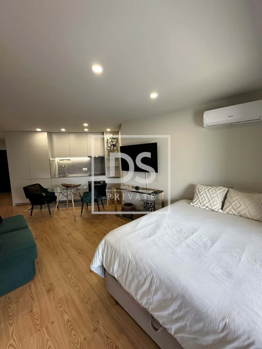 Apartamento para Venda em Santa Marinha e São Pedro da Afurada Foto 6