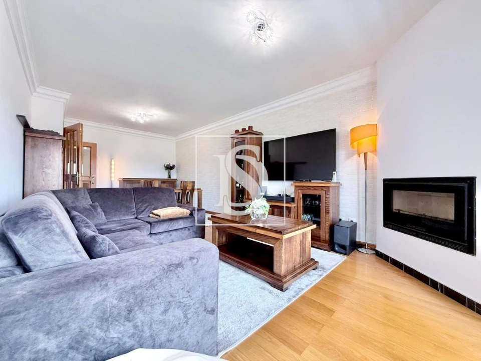 Apartamento T3 para Venda em Gandra Foto 1