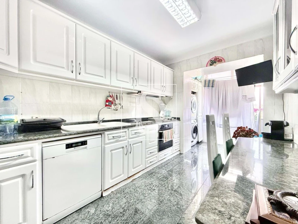 Apartamento T3 para Venda em Gandra Foto 9