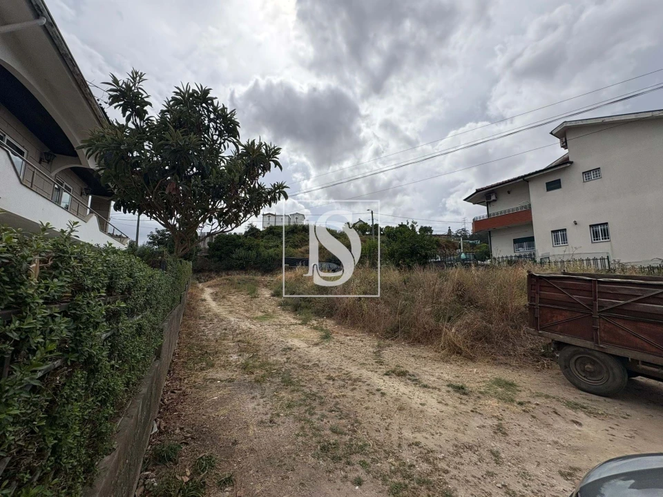 Terreno para Venda em Paredes Foto 8