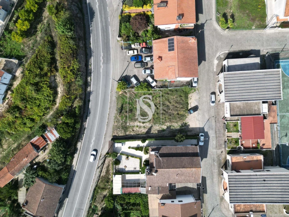 Terreno para Venda em Paredes Foto 12