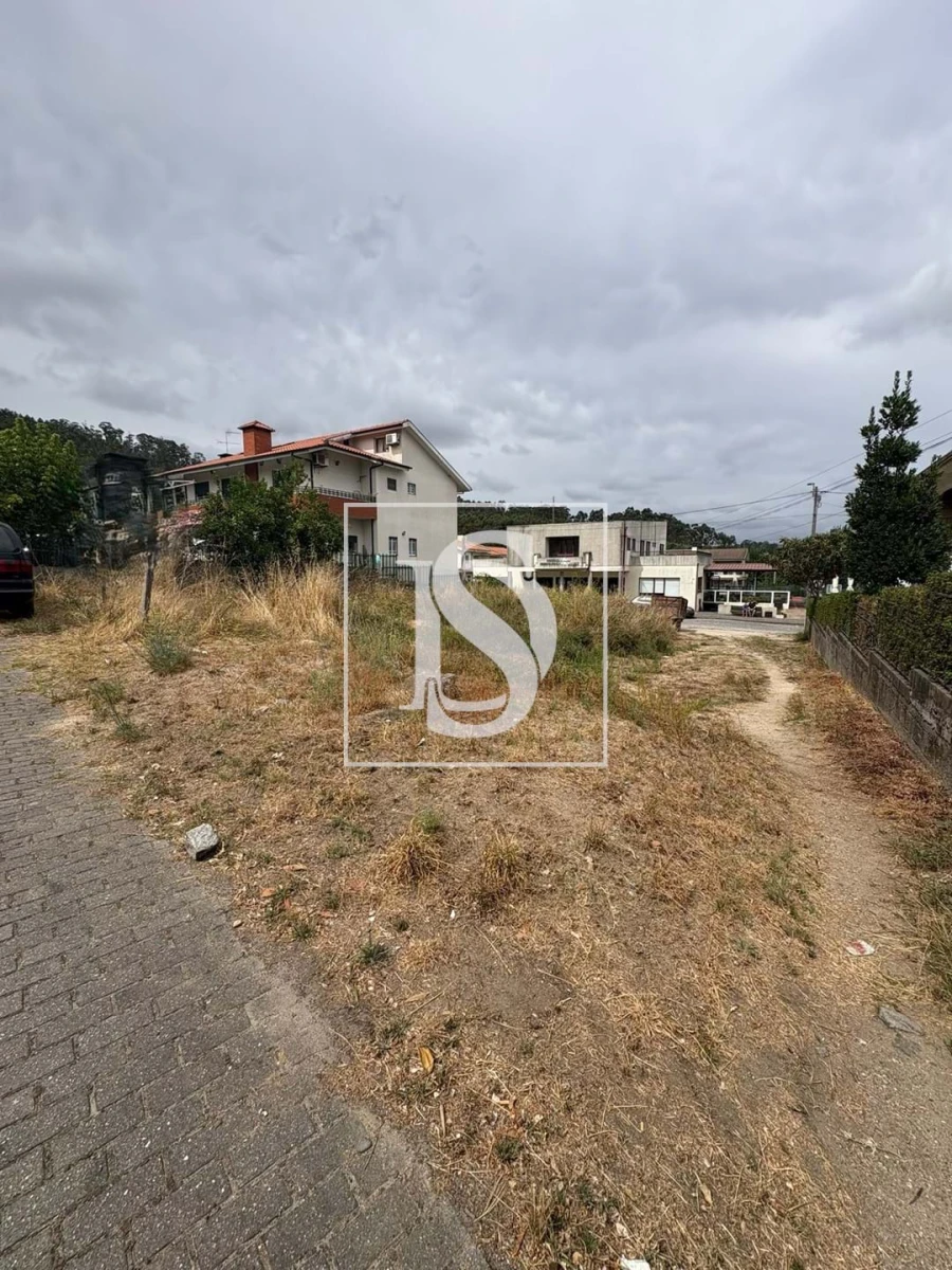 Terreno para Venda em Paredes Foto 5