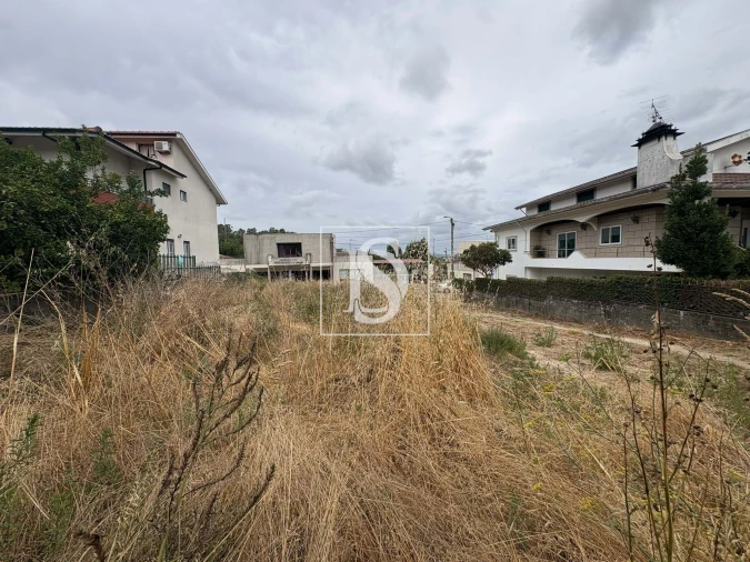 Terreno para Venda em Paredes Foto 6
